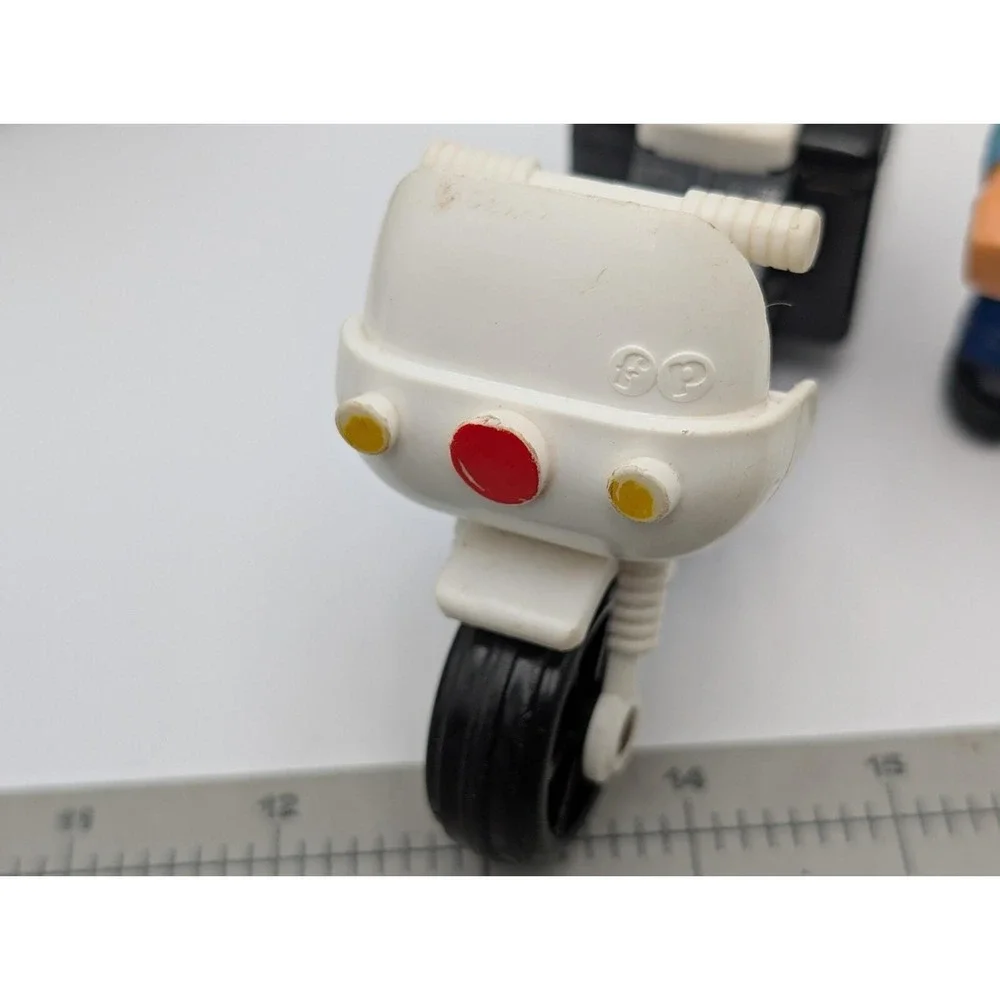 Fisher Price Husky Helpers Police Vehicle‎ Motorcycle Figures Lot 1981